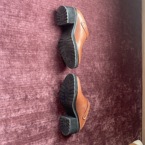 Madewell Willa Convertible Strap Mule in English Saddle - Picture 6 of 8